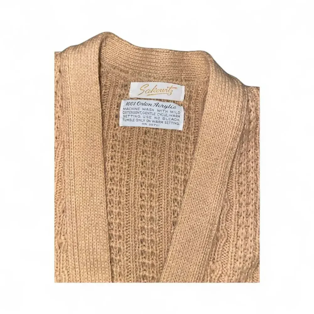 Vintage Sakowitz Orlon Acrylic Sweater RN25781 | 70s Soft Knit Pullover | - Picture 2 of 2